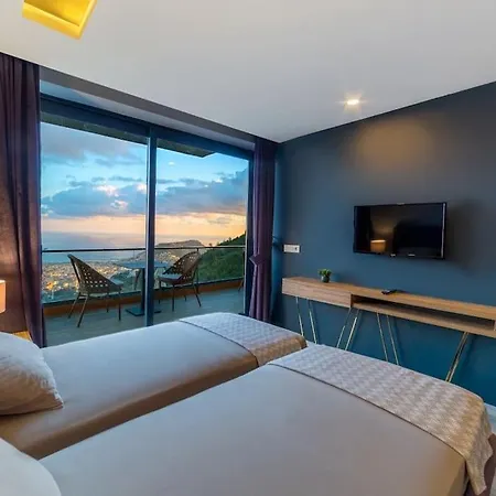 And Sea View Pool Lux Villa *